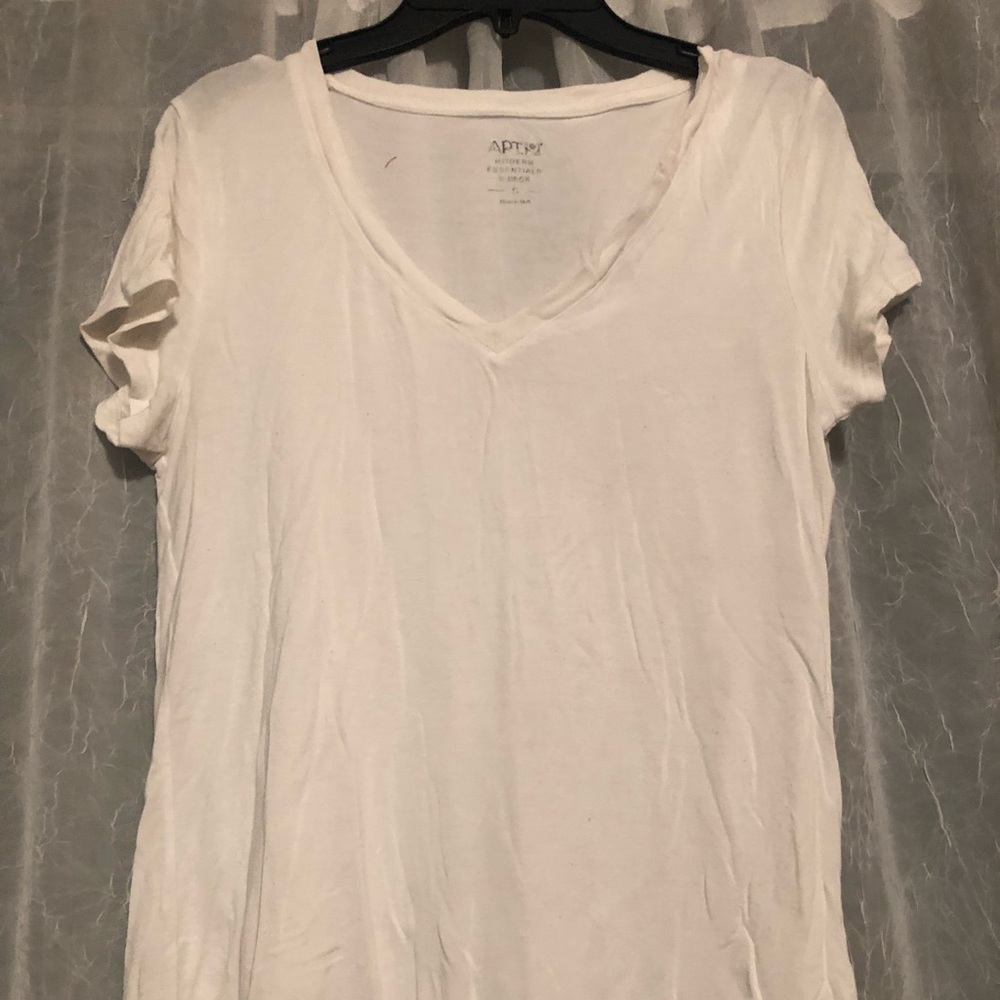 //WHITE EVERYDAY T SHIRT//